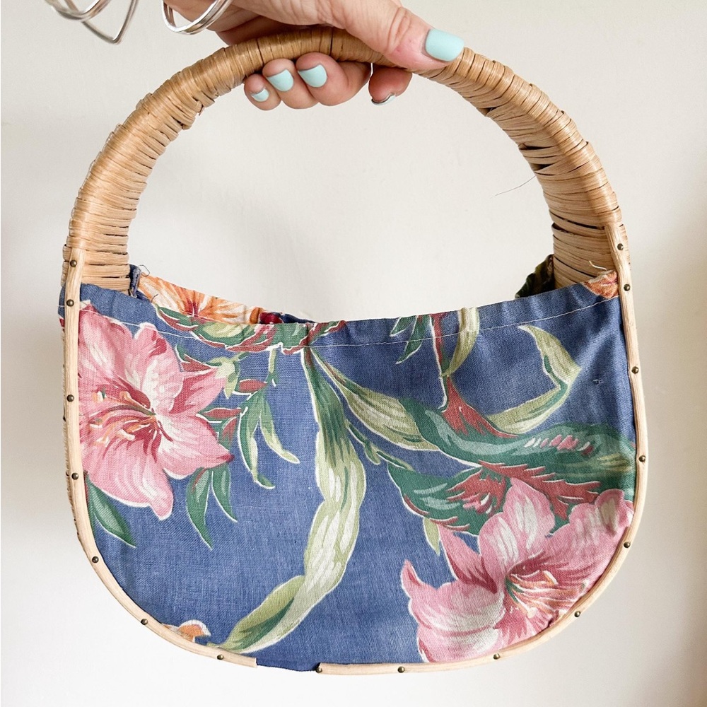 Vintage 1940s Wicker Rattan Basket Purse with floral fabric / Knitting Bag